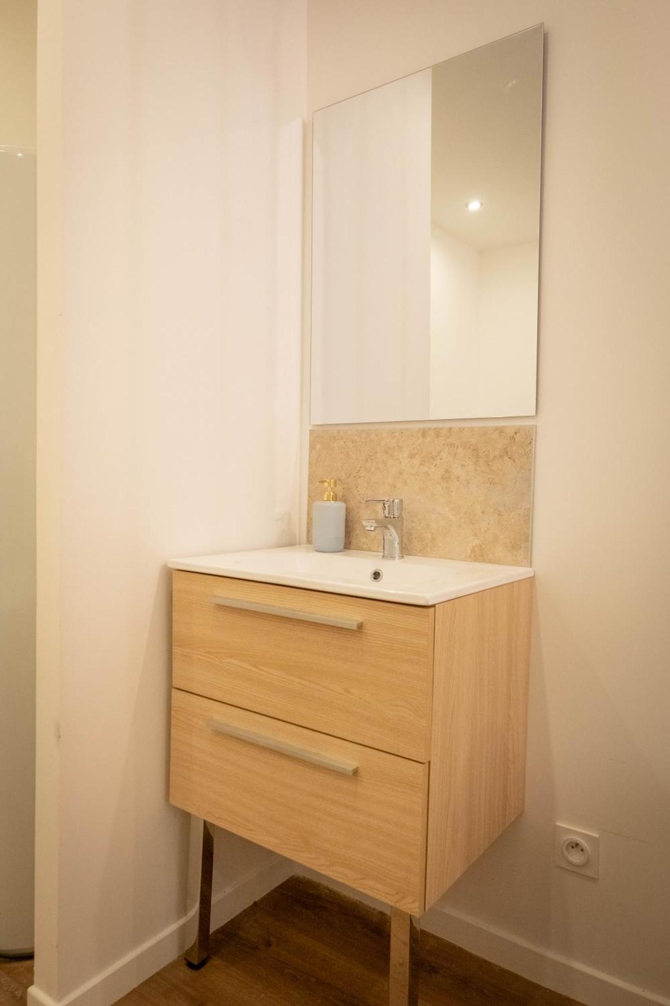 דירות סן-אטיין Bibemus Casa Maja - Baignoire Balneo - Parking - Terrasse מראה חיצוני תמונה