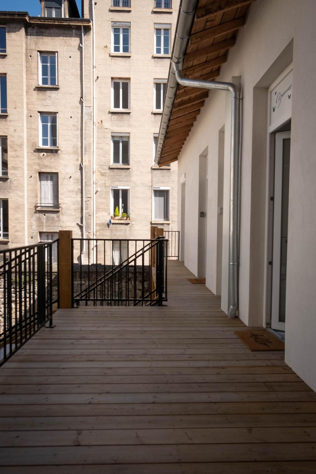 דירות סן-אטיין Bibemus Casa Maja - Baignoire Balneo - Parking - Terrasse מראה חיצוני תמונה