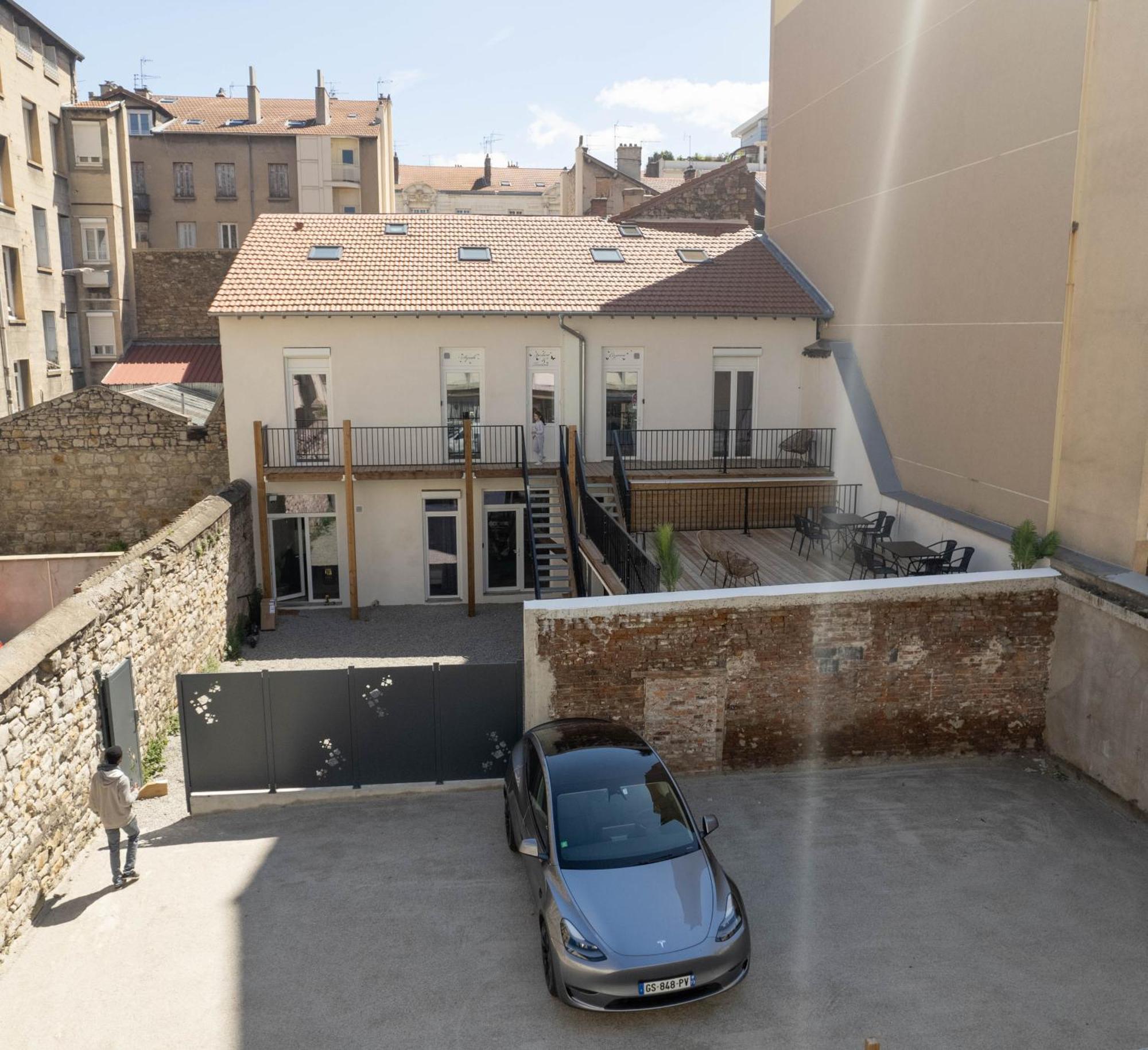 דירות סן-אטיין Bibemus Casa Maja - Baignoire Balneo - Parking - Terrasse מראה חיצוני תמונה